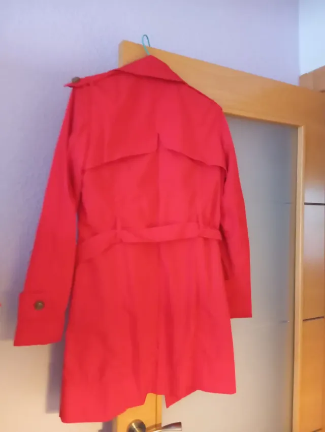 Gabardina Mango Roja Talla S