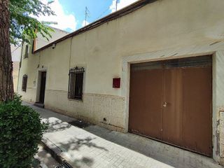 Casa pareada en venta en Tomelloso