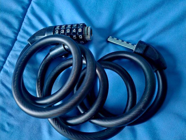 Candado bici/patinete con clave