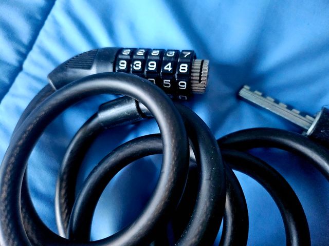 Candado bici/patinete con clave