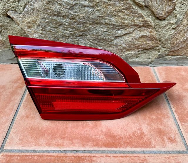 Piloto trasero izquierdo Ford Fiesta NUEVO