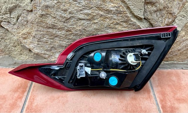 Piloto trasero izquierdo Ford Fiesta NUEVO