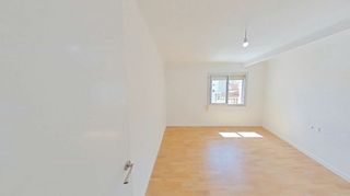 Piso en venta en Pubilla Cases en Hospitalet de Llobregat, L´