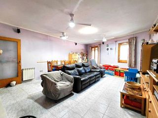 Casa adosada en venta en Sentmenat