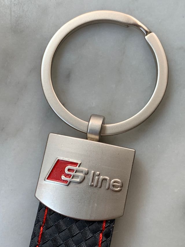 Portachiavi AUDI Sline in pelle 2025