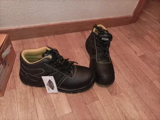 Botas de seguridad Storm Talla 41