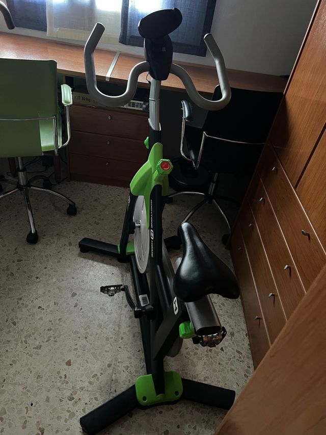 Bicicleta Estática BODYTONE DS15