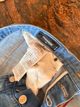 Pantalones vaqueros DSQUARED2