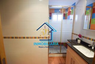 Piso en venta en Santa Rosa - Valdeolleros en Córdoba