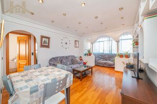 Piso en venta en Zarzaquemada en Leganés