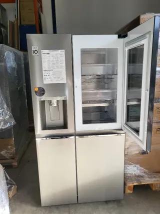 Nevera LG Door-in-Door Americana