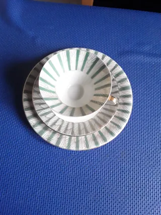 Tazza da Tè in porcellana con due piattini Vuokko