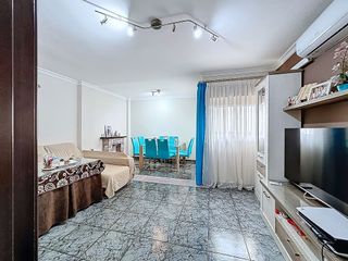 Casa adosada en venta en Coín