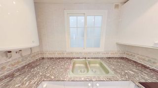 Piso en venta en Can Serra en Hospitalet de Llobregat, L´