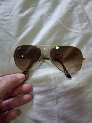 Gafas de sol Ray-Ban Aviator 10 € cada una