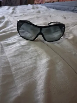 Gafas de sol Ray-Ban Aviator 10 € cada una