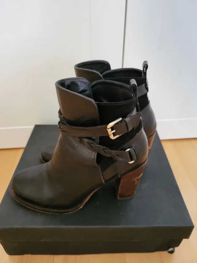 Botines piel tacón Massimo Dutti negros