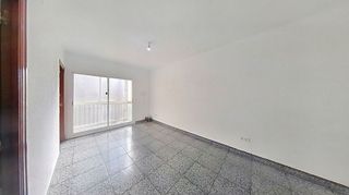 Piso en venta en Les Planes en Hospitalet de Llobregat, L´