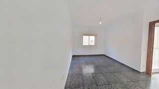 Piso en venta en Les Planes en Hospitalet de Llobregat, L´