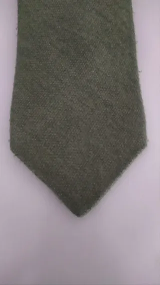 Corbata Breuer Cachemir Verde Oliva