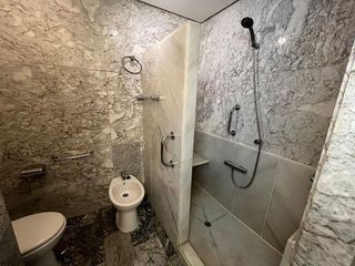 Piso en venta en Los Remedios en Sevilla