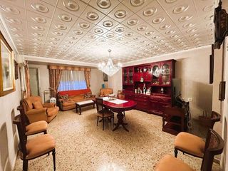 Piso en venta en El Castell en Burjassot