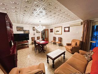 Piso en venta en El Castell en Burjassot