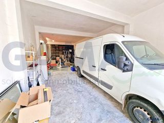 Local comercial en venta en Carcaixent