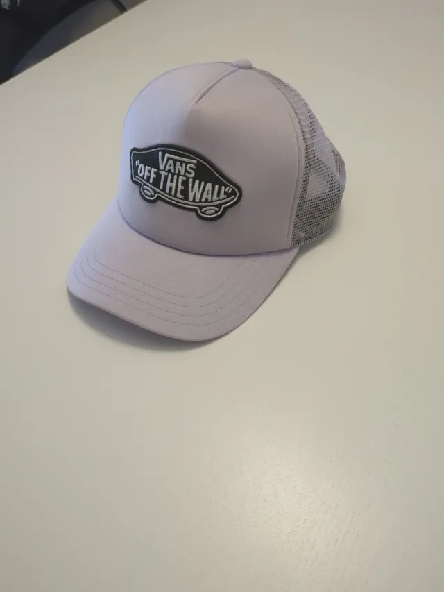 Gorra Vans trucker morada