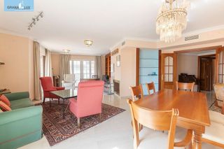 Piso en venta en Centro - Sagrario en Granada