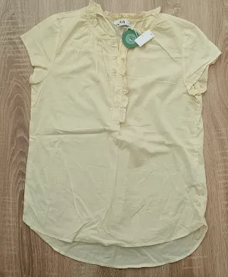 Blusa C&A amarilla talla S
