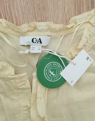 Blusa C&A amarilla talla S