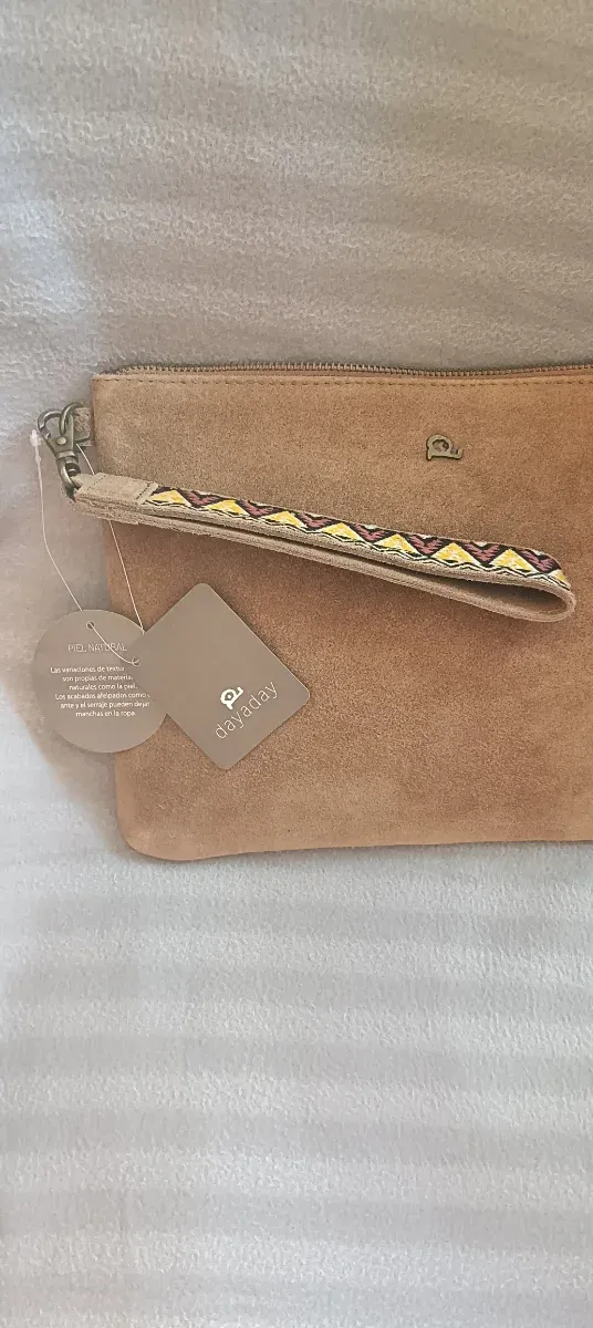 Bolso y pañuelo marrón multicolor