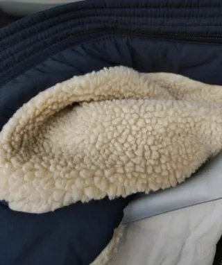 Giubbotto bimbo con stampa astronauti