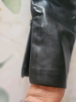 Pantalón imipiel negro boot cut