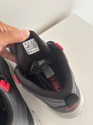 Zapatillas Puma negras nuevas