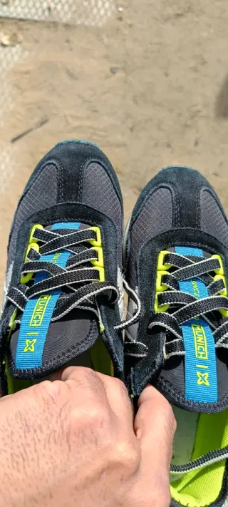 Botas Munich Negras y Azules