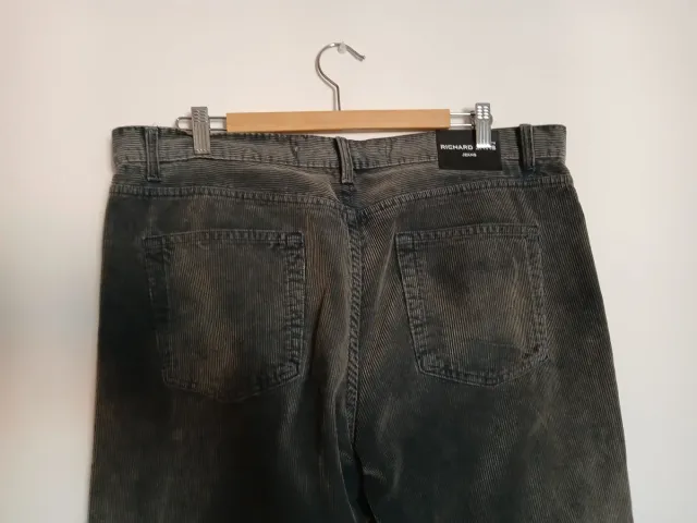 Pantalón pana gris Richard Davis T48