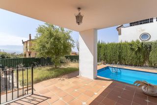 Chalet en venta en Albolote