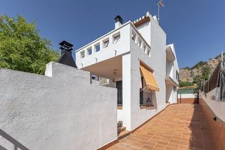 Chalet en venta en Albolote