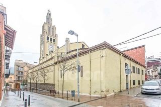 Local comercial en venta en Montcada Centre - La Ribera en Montcada i Reixac