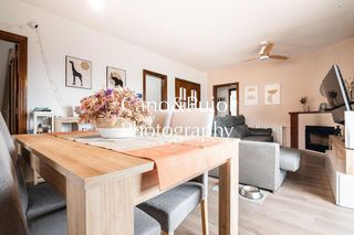 Casa en venta en Abrera