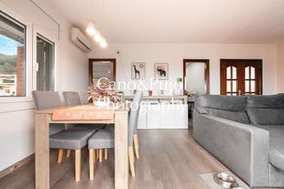 Casa en venta en Abrera