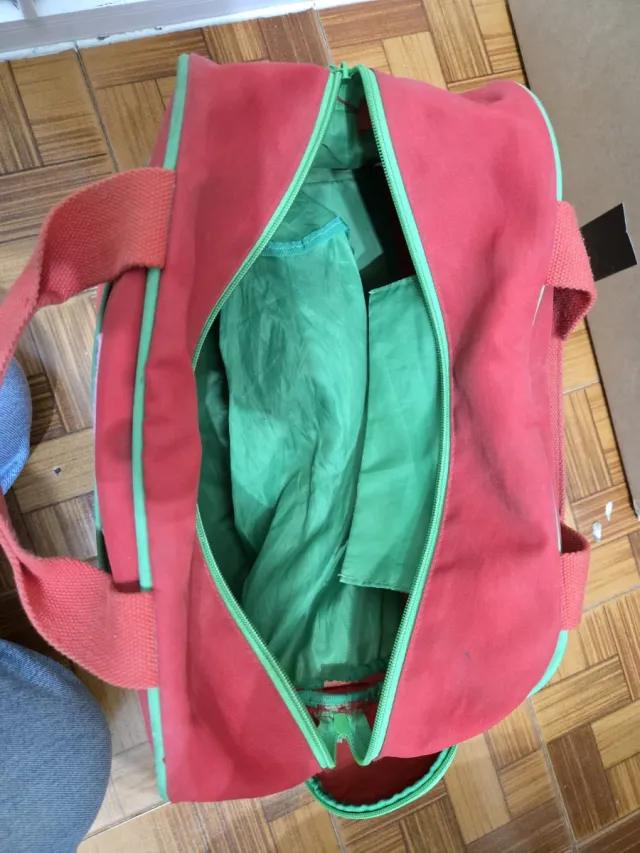 Bolso Rojo y Verde