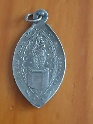 Lote medallas y monedas