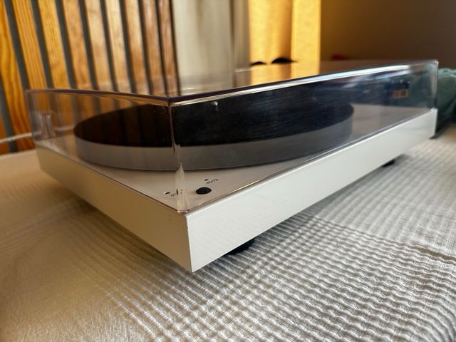Tocadiscos Pro-Ject X1 Blanco y Negro