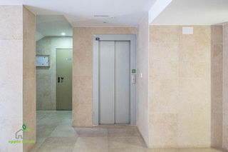 Piso en venta en Cervantes en Granada