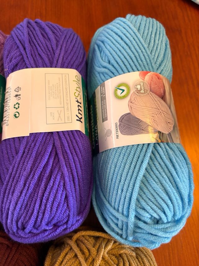 Ovillos de Lana 100% acrílico 100gr