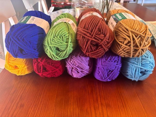 Ovillos de Lana 100% acrílico 100gr