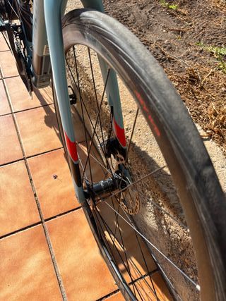 Bicicleta carretera eléctrica Wilier Cento 1 H